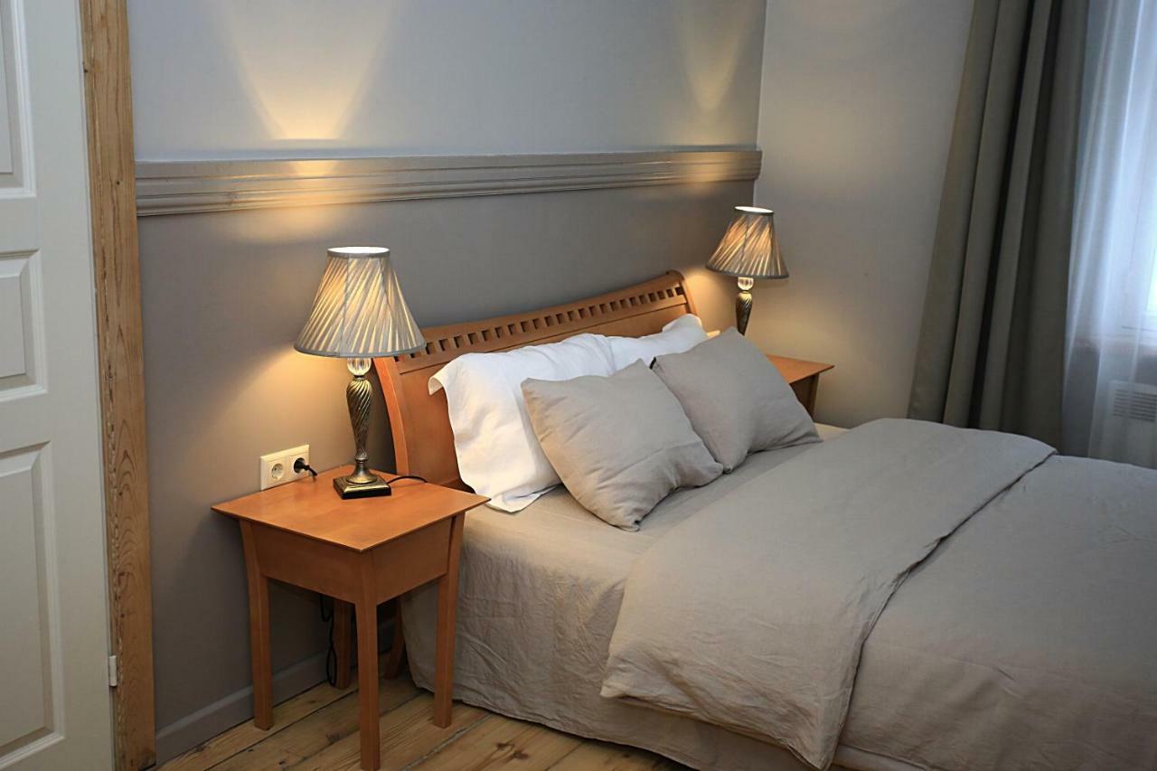Meke Hotel Mustkalni Екстериор снимка