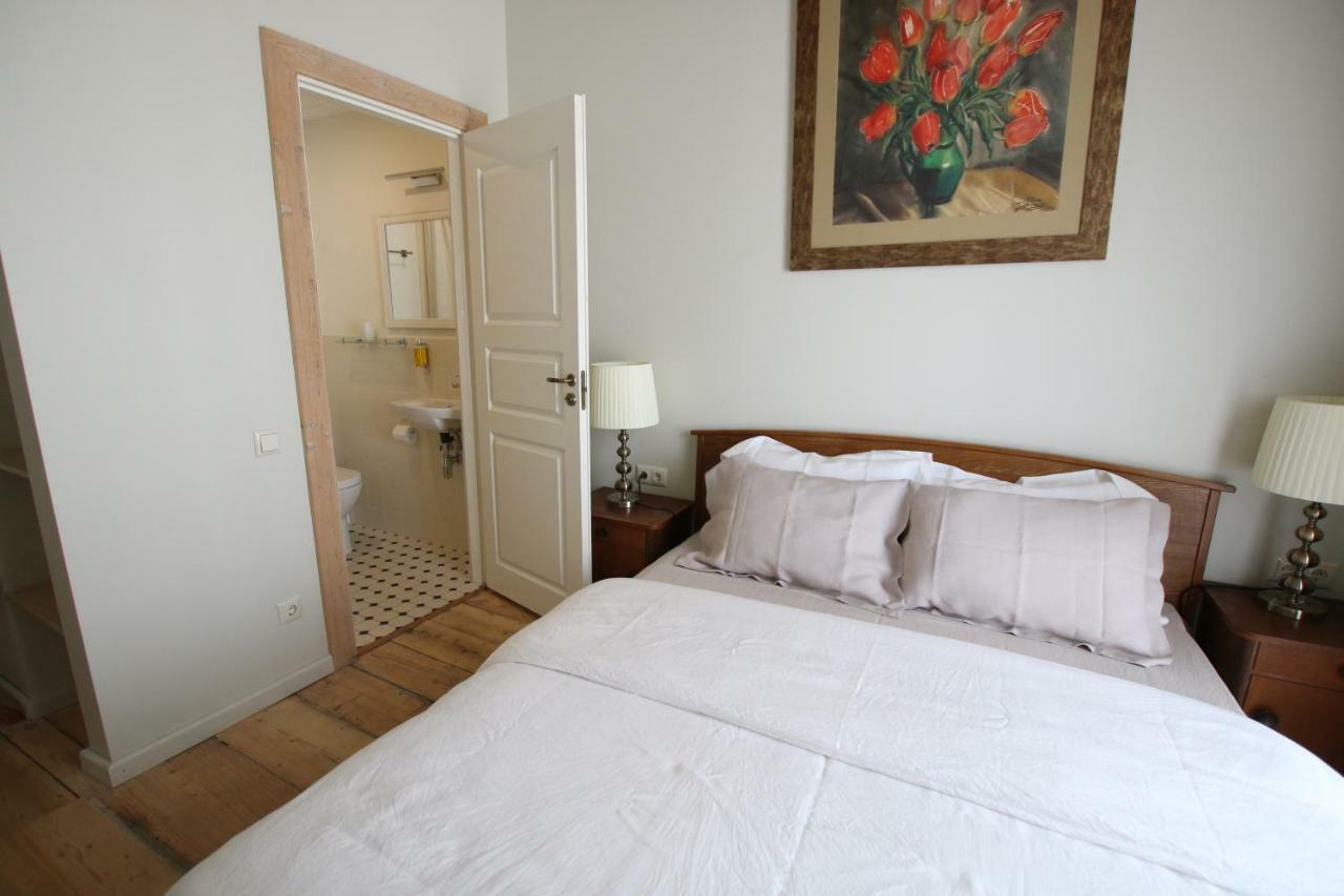 Meke Hotel Mustkalni Екстериор снимка