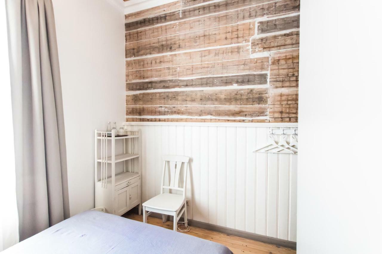 Meke Hotel Mustkalni Екстериор снимка